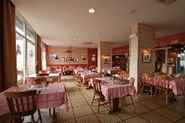 Hotel Restaurant Le Grand Val (Chaumont)